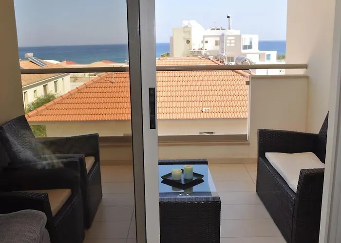Aphrodite Sea View Apartamento *